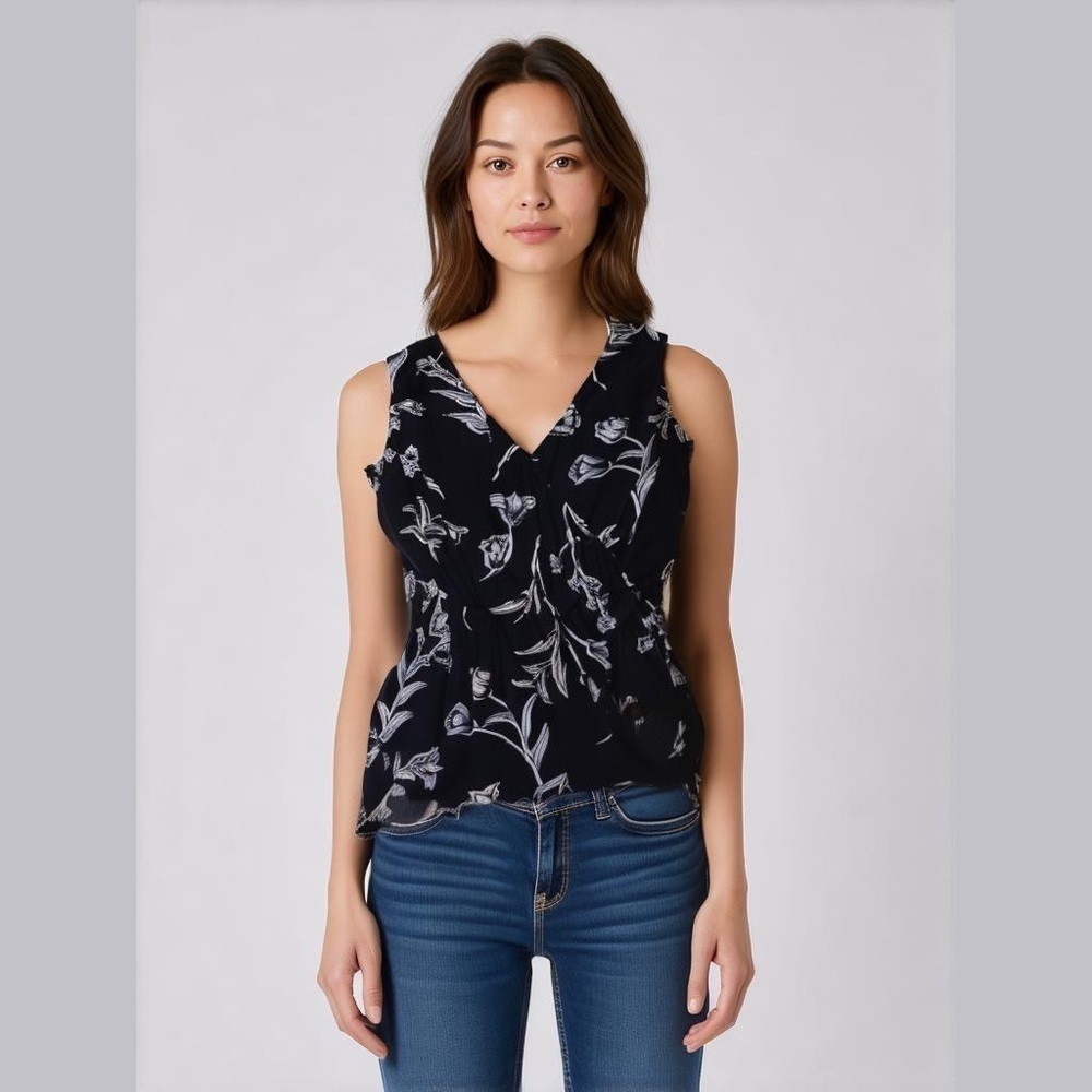 DG2 by Diane Gilman Blue Floral Top Shirt Tee Size XS Sleeveless Stretch Waist
